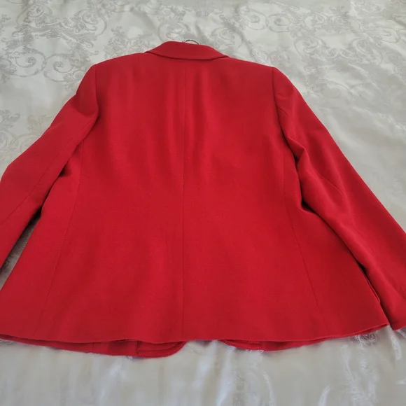 Akris Punto Red Blazer, Size 14 In Excellent Condition, see all Pictures .